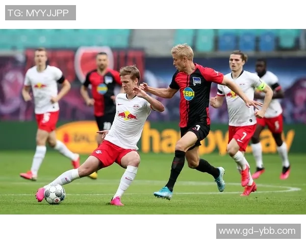 2017年赫塔与莱比锡的激烈对决回顾与分析 2017年赫塔与莱比锡的激烈对决回顾与分析