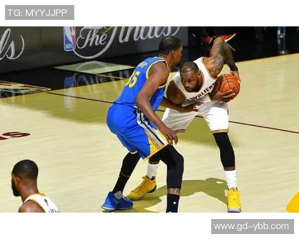 2018年勇士与骑士总决赛精彩录像回放全景回顾与分析 2018年勇士与骑士总决赛精彩录像回放全景回顾与分析