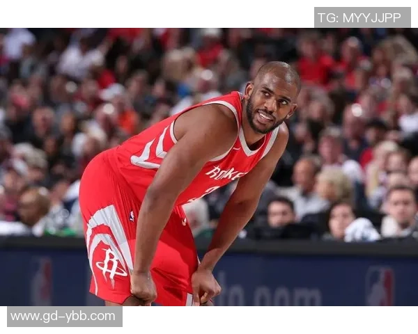 克里斯保罗:从篮球场上的指挥官到赛场外的慈善先锋 克里斯保罗:从篮球场上的指挥官到赛场外的慈善先锋