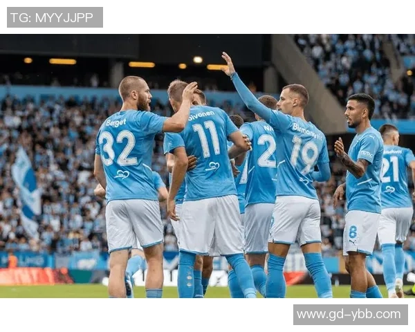 加尔斯与诺尔比的激烈对决揭示足球战术的深层次博弈与魅力