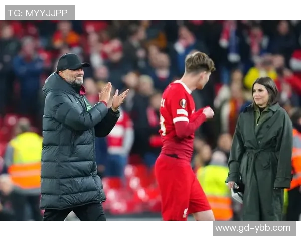 利物浦与罗马激情对决现场直播全程回顾与精彩瞬间分析 利物浦与罗马激情对决现场直播全程回顾与精彩瞬间分析