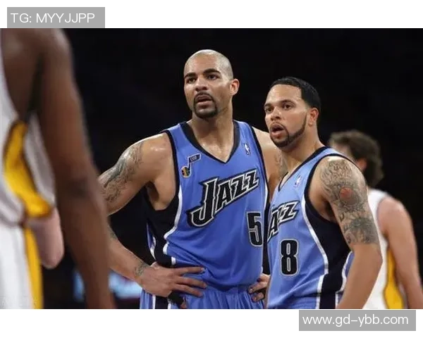 吴前与本内特的巅峰对决谁能在赛场上笑到最后 吴前与本内特的巅峰对决谁能在赛场上笑到最后