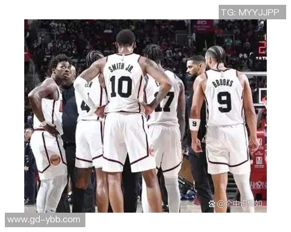 火箭与湖人对决回顾：10赛季的经典较量与传奇瞬间解析